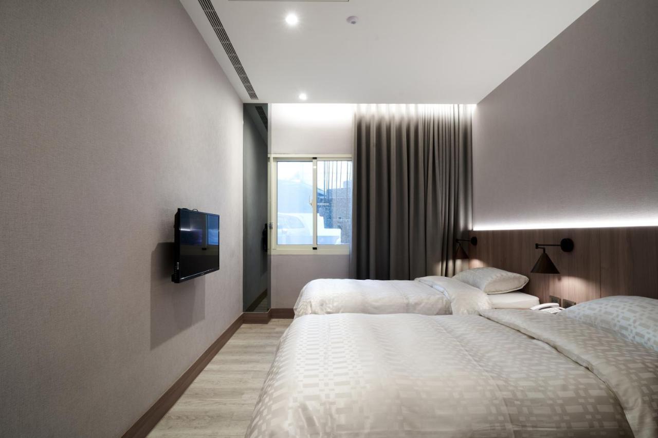 Yung An Business Hotel Dounan Екстер'єр фото