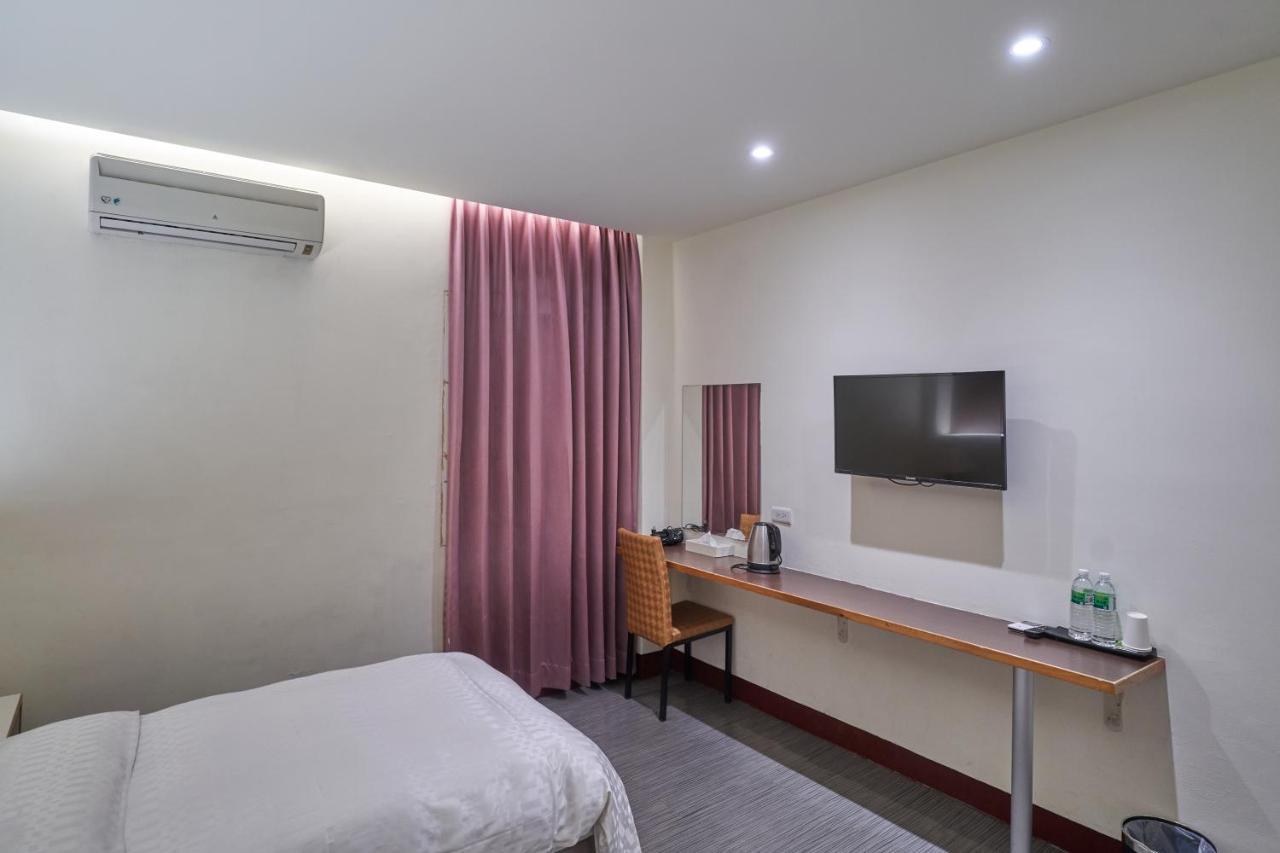 Yung An Business Hotel Dounan Екстер'єр фото