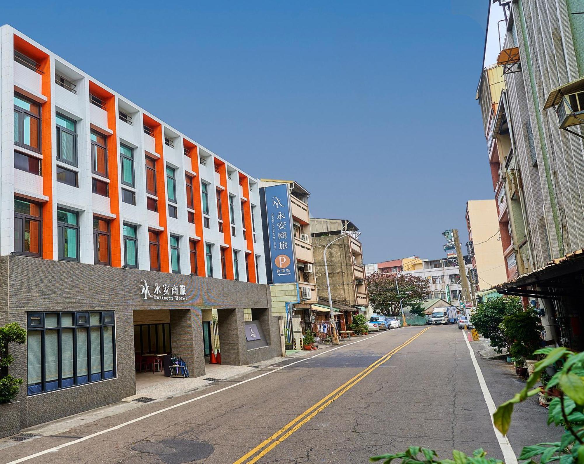 Yung An Business Hotel Dounan Екстер'єр фото